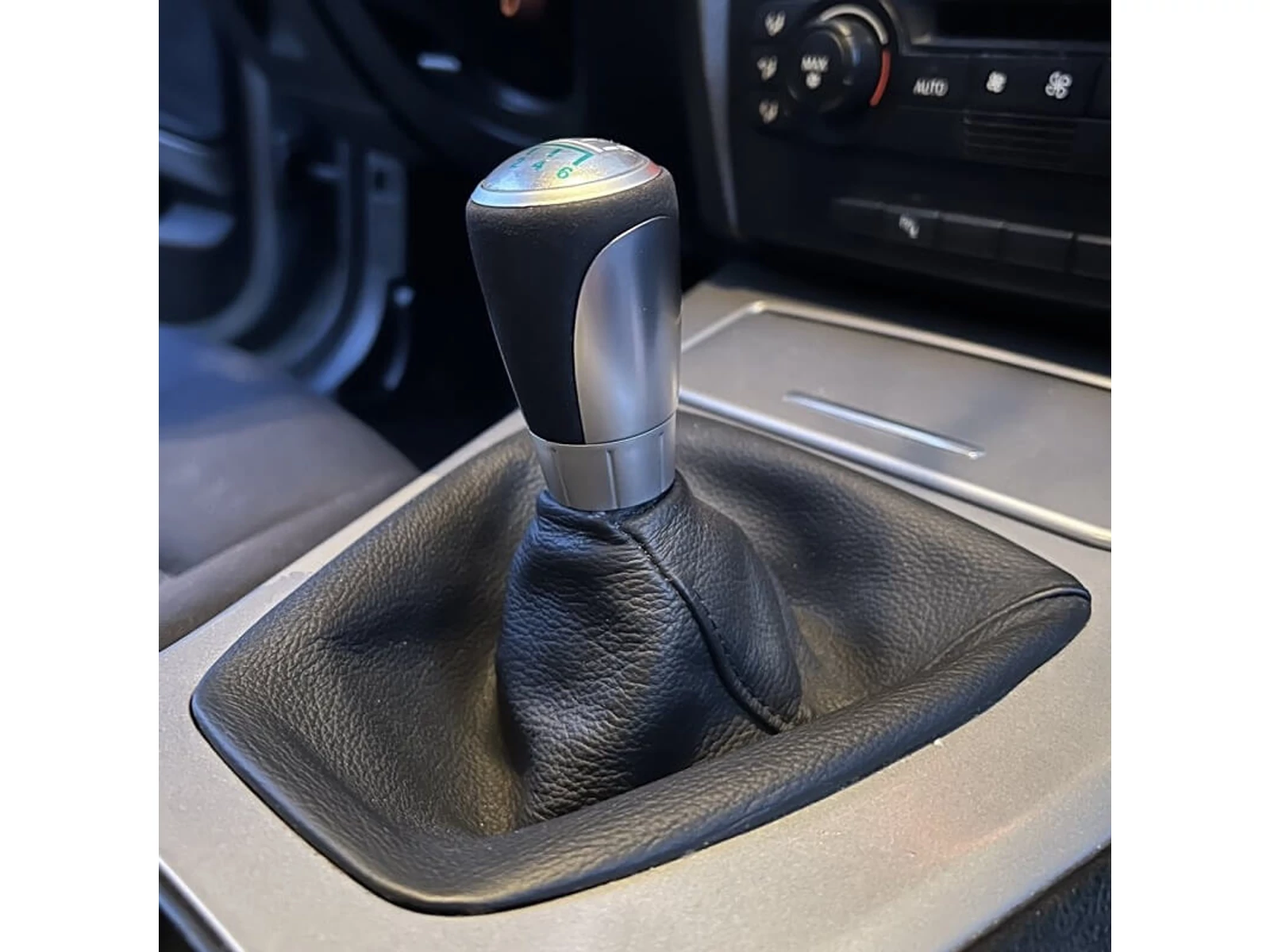 BMW váltógomb csere – frissítsd fel a belsőt egyszerűen!
