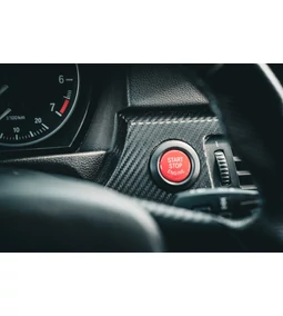 Kopott gombok egy BMW-ben?