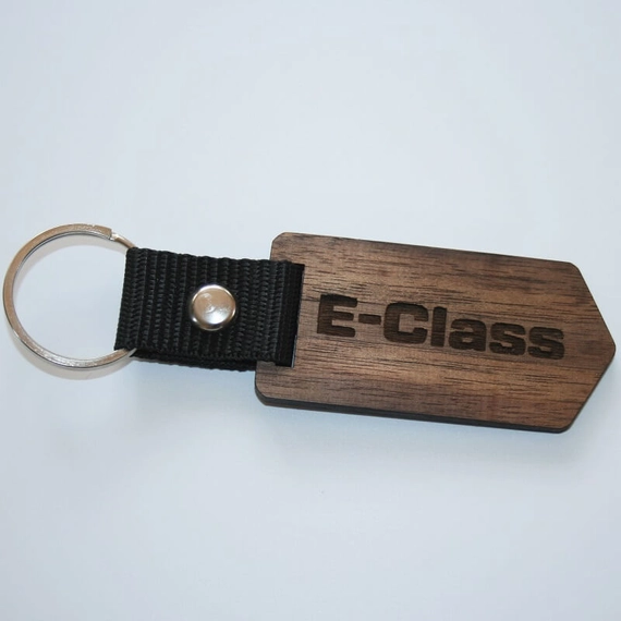 Egyedi kulcstartó E-Class felirattal
