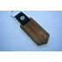 Kép 4/4 - egyedi,fából készült kulcstartó F10 felirattal hátulja