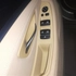 Kép 3/4 - BMW F10 F11 sofőr oldali ajtóbehúzó bézs beszerelve